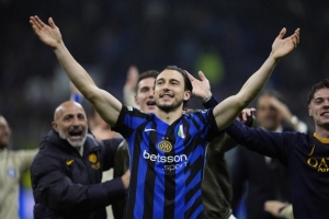 全市场：达米安因急性肠胃炎缺战都灵，齐沃直接启用小将卡马特